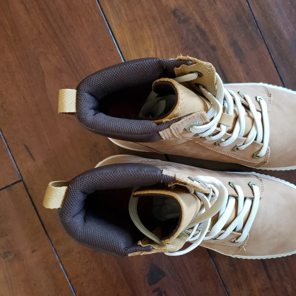 Timberland TB 0A2C3S/A61118 Women's SKYLA BAY 6" WHEAT NUBUCK LEATHER ANKLE BOOT - Picture 5 of 15